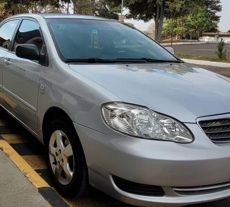 TOYOTA COROLLA 1.6 XLI 16V GASOLINA 4P AUTOMÁTICO